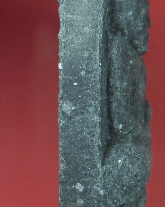 พระผงพิมพ์เตารีดหลวงปู่ทวดหลังพระพิฆเนศวร์ หลวงปู่หมุน เนื้อว่างร้อยแปดผสมผงเหล็กน้ำพี้ ปี ๔๓(๑๒) - 4