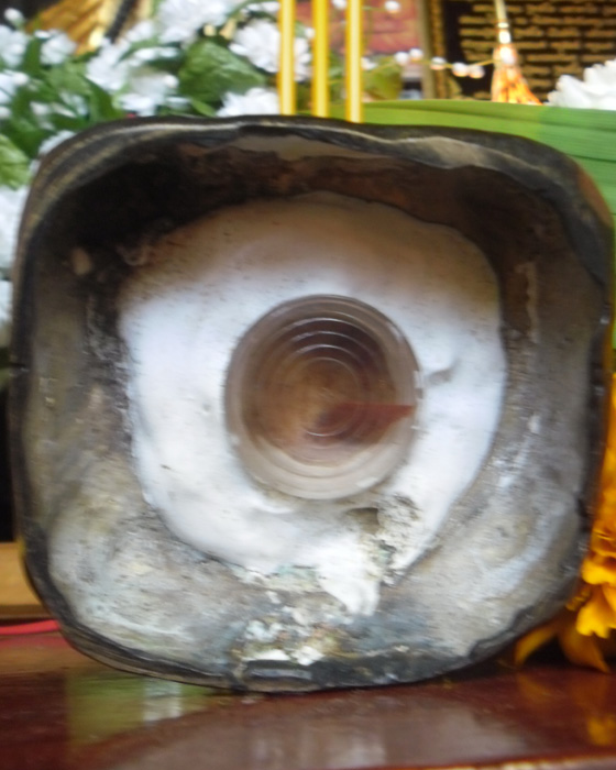 พระบูชา หลวงปู่หมุน วัดบ้านจาน รุ่นเสาร์๕บูชาครูขนาด๓นิ้วใต้ฐานอุดจีวรเกศาชานหมากผงพุทคุณเลข๘๔๓ ปี๔๓ - 3