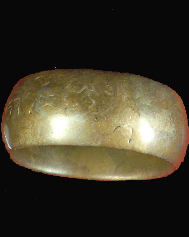 แหวนปลอกมีดนิ้วเพชรพระอิศวร หลวงปู่หมุน รุ่นเสาว์ห้าบูชาครู เนื้อนวโลหะ ตอกโค้ด ตอกเลข 1777 ปี ๔๓(๔) - 1