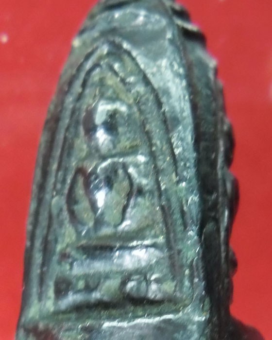 หลวงพ่ออี๋ วัดสัตหีบ ชลบุรี เนื้อเมฆพัตร สามหน้า ยุคแรก - 2