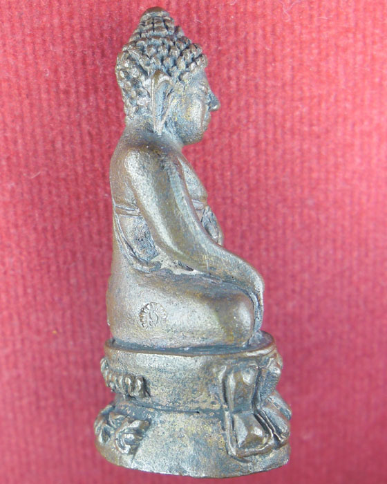 พระกริ่งสัมฤทธิ์ผล หลวงปู่หมุน ฐิตสีโล รุ่น เสาร์ ๕ มหาเศรษฐี เนื้อนวโลหะ  ปี ๒๕๔๓(๒) - 4