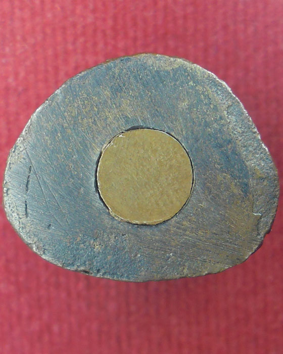 พระกริ่งสัมฤทธิ์ผล หลวงปู่หมุน ฐิตสีโล รุ่น เสาร์ ๕ มหาเศรษฐี เนื้อนวโลหะ  ปี ๒๕๔๓(๒) - 5