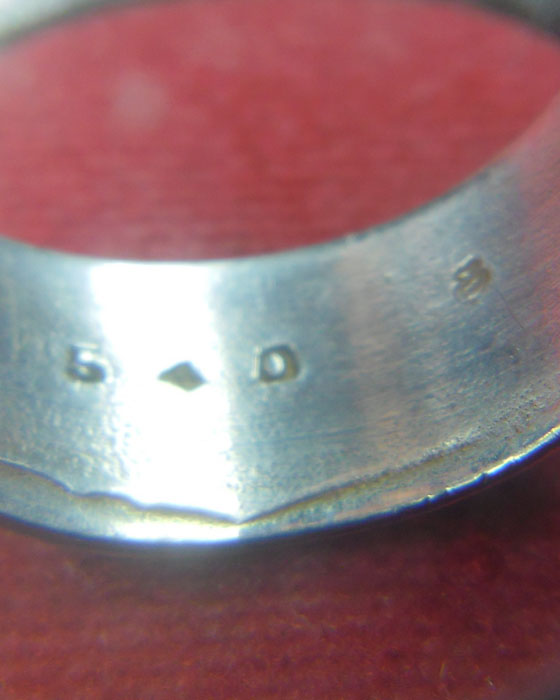 แหวนปลอกมีดนิ้วเพชรพระอิศวร หลวงปู่หมุน รุ่นเสาว์ห้าบูชาครู เนื้อเงิน ตอกโค๊ตและเลข ๕๔๐ปี๒๕๔๓(๑) - 4