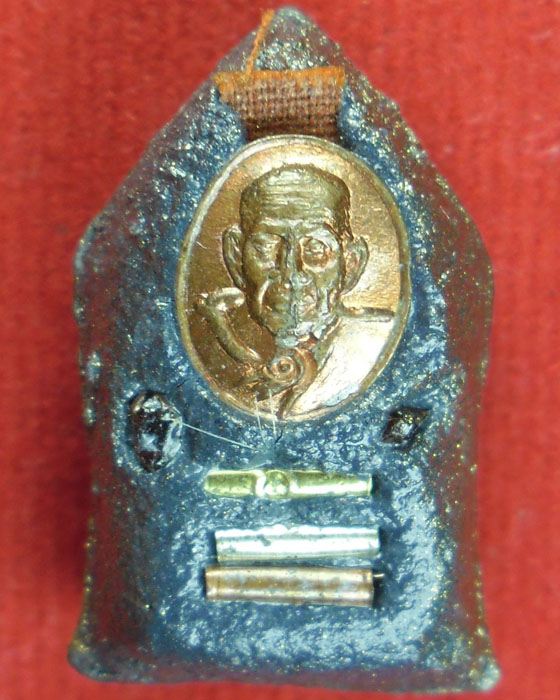 ขุนแผนทรงพลเล็ก หลวงปู่หมุน หลังฝังเม็ดยา เกศา ตะกรุด3ดอก พลอยเสก รุ่นสมปรารถนา ปี๒๕๔๓(๒) - 2