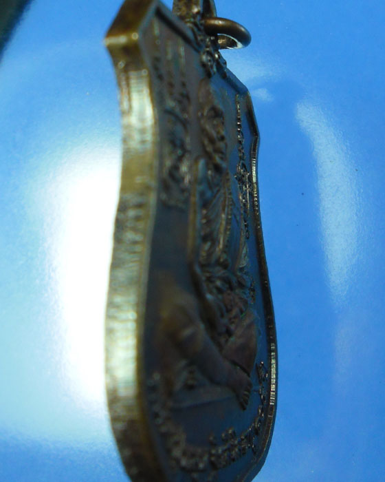 เหรียญอาร์ม พระนารายณ์ทรงครุฑ หลวงปู่หมุน รุ่นเจริญลาภ เนื้อทองแดงโค๊ตวัดป่าหนองหล่มมีบัตรปี๒๕๔๒(๑๙) - 5