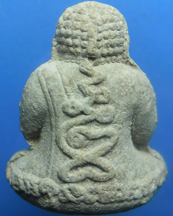 พระปิดตา หลวงปู่หมุน รุ่นรวยทันใจ เนื้อผงกสินผสมเหล็กน้ำพี้ฝังเนื้อชนวนพระแก้วสามจุดสองโค๊ต ปี๔๓(๑๒) - 2