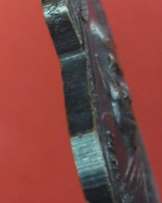 เหรีญยเสมารูปเหมือนเกลี้ยงโศก หลังยันต์ หลวงปู่เกลี้ยง เตชธมฺโม วัดโนนแกด เนื้อทองแดง ปี ๒๕๔๙(๑) - 3