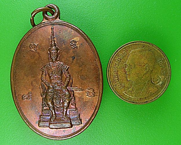 พระสยามเทวา วัดเขาถ้ำ ชลบุรี - 3