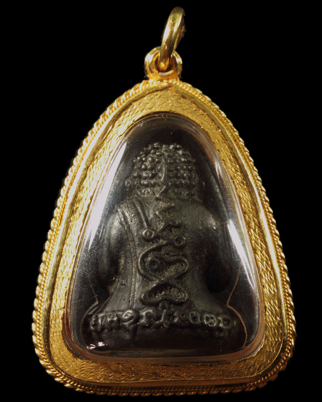 พระปิดตารวยทันใจ เนื้อเหล็กน้ำพี้ หลวงปู่หมุน วัดบ้านจาน ศรีสะเกษ - 2