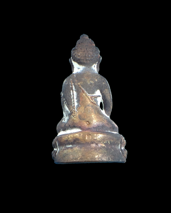 พระกริ่งรุ่นแรก รุ่นอายุวัฒโณ 99 หลวงปู่เกลี้ยง วัดโนนแกด จ.ศรีสะเกษ ปี2549 - 3