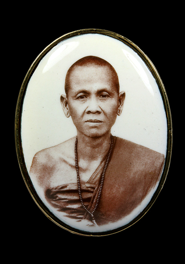 ล็อกเก็ตครูบาศรีวิชัย หลังกระไหล่ทอง รุ่น พระโพธิญาณ - 1
