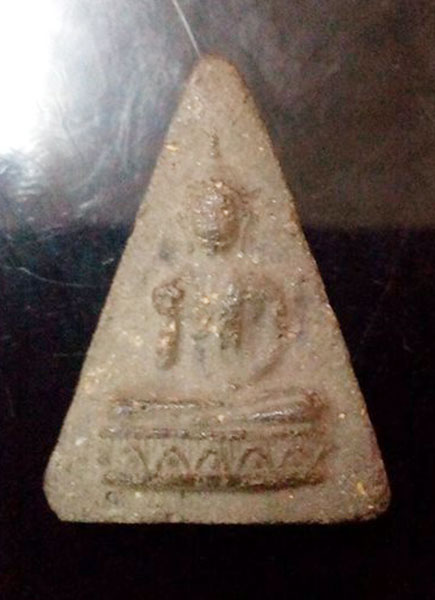 พระพุทธกวักสามเหลี่ยม อ.ชุม ไชยคีรี วัดพระบรมธาตุปี 2497 - 1