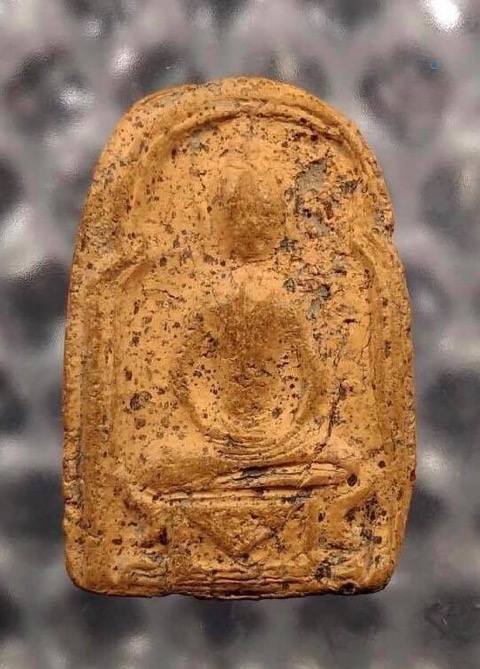 พระเนื้อดิน กรุวัดราชนัดดา - 1