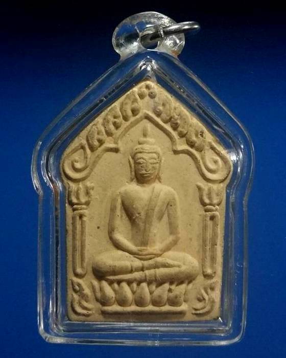 พระขุนแผนหลวงปู่ทิม วัดละหารไร่ รุ่นมงคลศิลาฤกษ์ ปี 2537 - 1