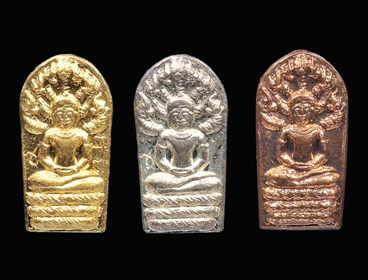 ปรกหลวงปู่ชอบ ฐานสโม ชุดทองคำ - 1