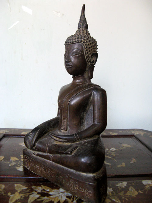 ล้านช้างฐานเตี้ย...๖นิ้ว - 4
