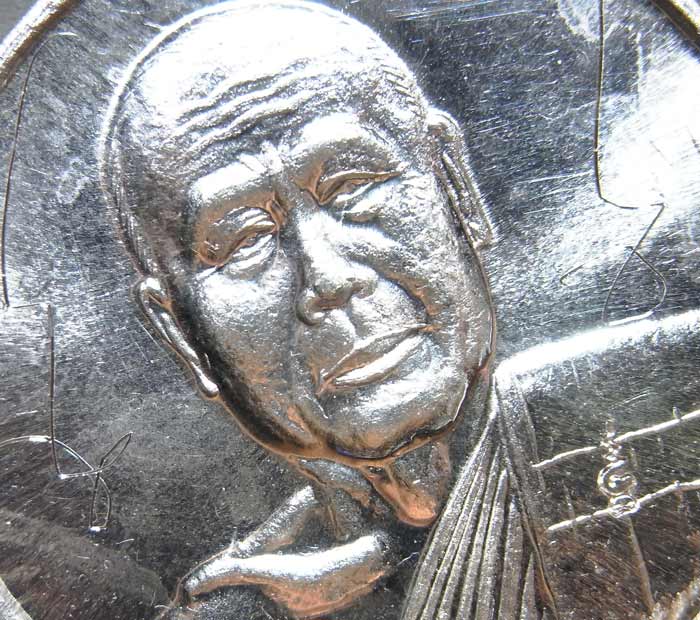 เหรียญหลักเลย เหรียญเลื่อนสมณศักดิ์เนื้อเงินปี 2548 หลวงพ่อตัด วัดชายนา โค๊ดวัดนิยม 1 ใน 100 เหรียญ  - 3
