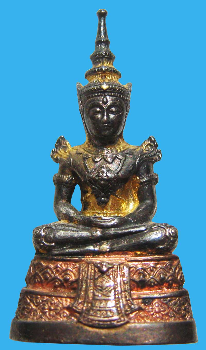 พระแก้วมรกต กรมสรรพสามิต สามกษัตริย์ ปี 2539 เลขสวยๆครับ - 1