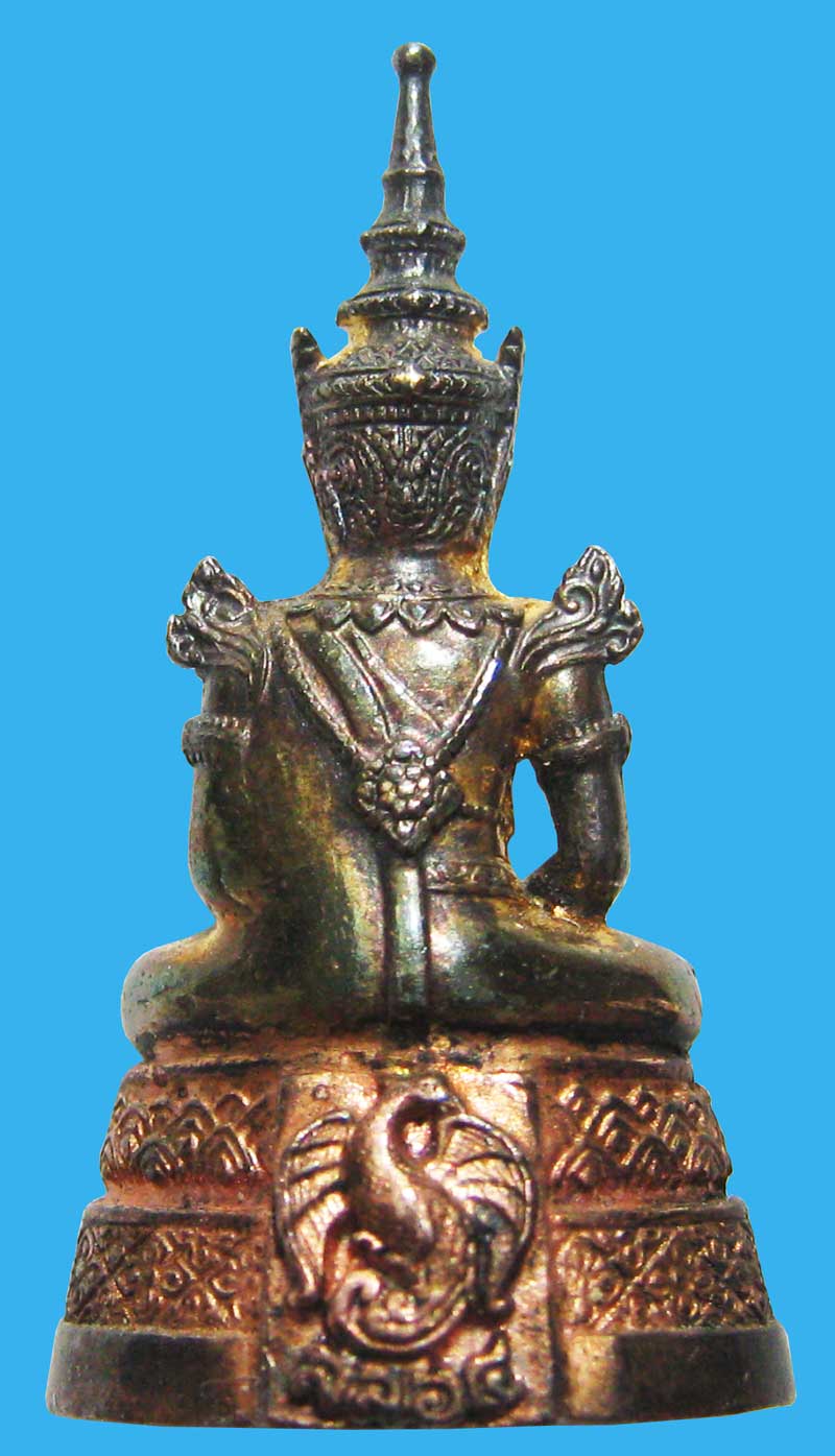 พระแก้วมรกต กรมสรรพสามิต สามกษัตริย์ ปี 2539 เลขสวยๆครับ - 2