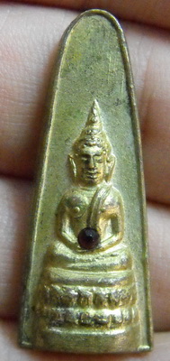หลวงพ่อพระใส รุ่นสอง ปี2512 พิมพ์เล็บมือนาง - 1