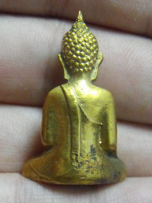 หลวงพ่อพระใส รุ่นแรก ปี2505 พิมพ์เข่าแคบ #11 - 2