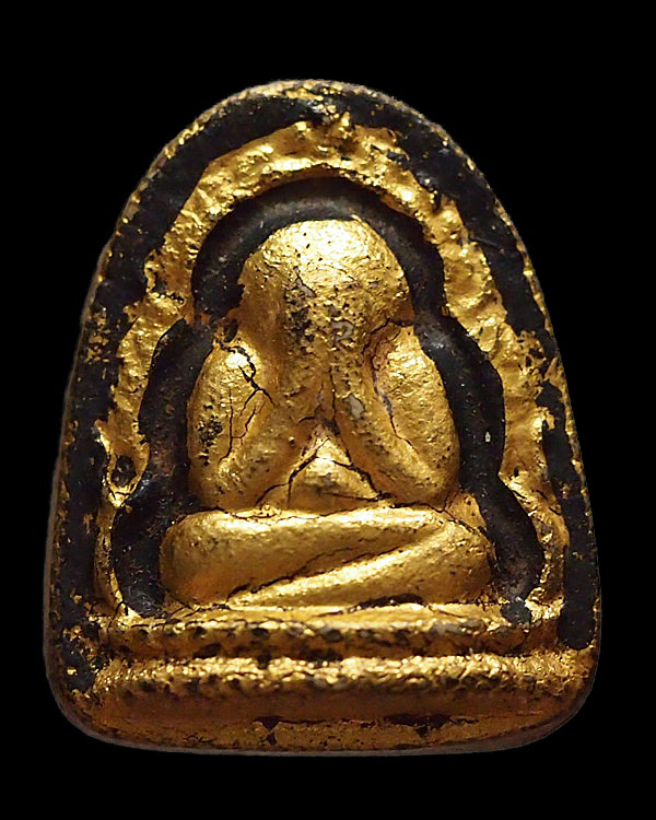 พระปิดตาซุ้มเรือนแก้ว รุ่นแรก เจ้าคุณวิเชียร วัดเครือวัลย์ ชลบุรี ปี 2506 หลังยันต์ ลงรักทอง ผสมผงเก - 1