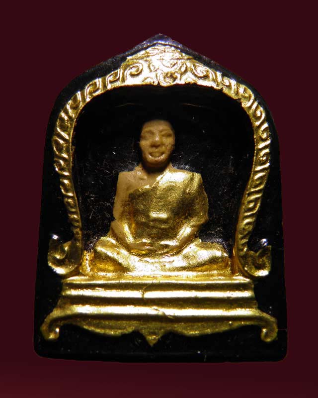พระผงรูปเหมือนลงรักปิดทอง พิมพ์ใหญ่ หลวงพ่อสำลี วัดห้วยยาง ชลบุรี ประมาณ ปี 2508 สภาพสวยเดิม - 1
