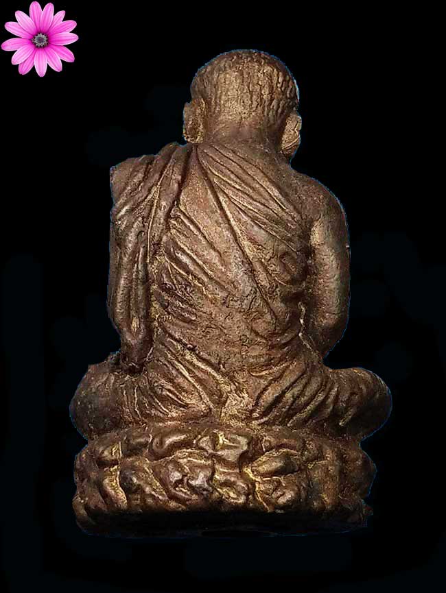 รูปหล่อรุ่นสุดท้ายฐานภูเขา หลวงปู่ศรี มหาวีโร วัดป่ากุง จ.ร้อยเอ็ด เนื้อนวะฯ โค๊ด P - 2