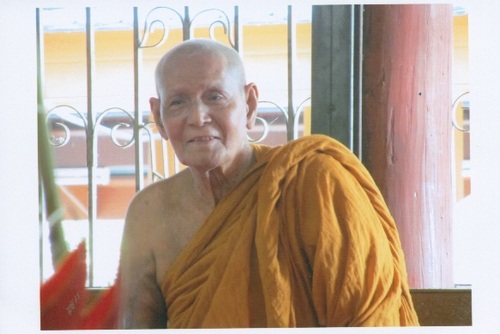 พระรูปหล่อ หลวงพ่อลำใย วัดสะแก อยุธยา ปี 2554 - 5