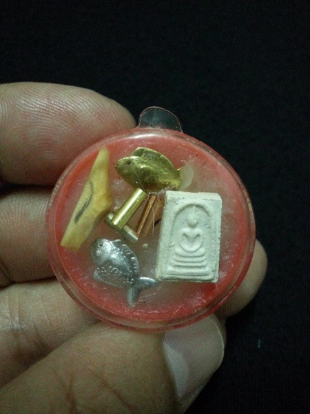 สีผึ้งหลวงพ่อสมบุญ วัดลำพันบอง สุพรรณบุรี - 1