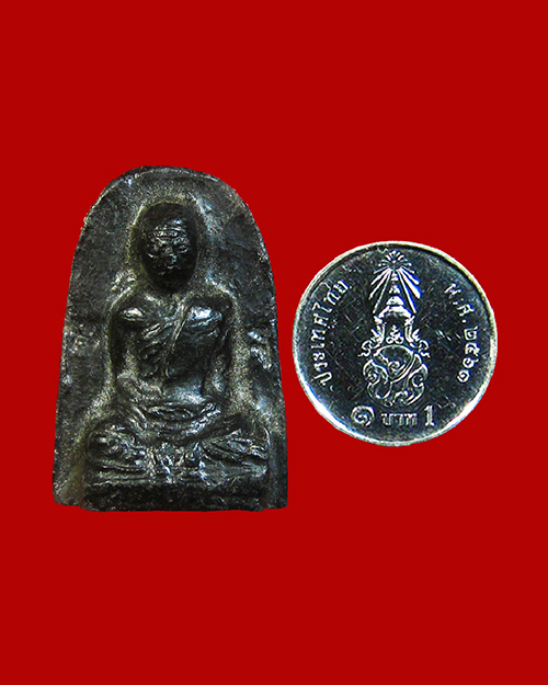 พระรูปเหมือน เนื้อผงลงรัก - 3