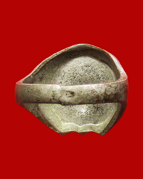 แหวนหน้าโล่ลงยา หลวงพ่อบุญทัน วัดป่าสามัคคีสันติธรรม (ลงยาสีแดง) จังหวัดขอนแก่น - 2