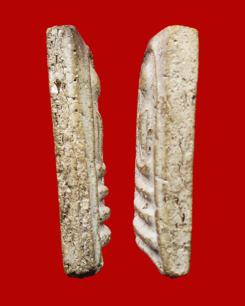 พระสมเด็จหลวงปู่หิน วัดระฆังฯ พิมพ์เศียรบาตร เนื้อผง ปี 2495 กรุงเทพฯ - 3