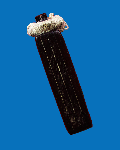 ล็อกเก็ตอัดกระจกหลวงพ่อเงิน วัดบางคลาน พิมพ์ 2 หน้า ยุคก่อนปี 2500 จังหวัดพิจิตร - 3