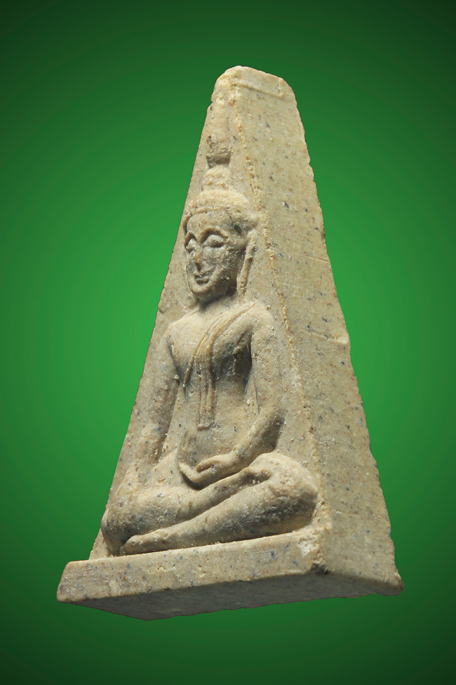 พระนางพญาจินดามณี(นางคราส) รุ่นแรก อ.เทพย์ สาริกบุตร ปี พ.ศ.2519 - 3