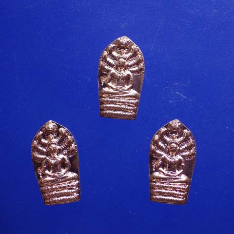 3 องค์....พระปรกใบมะขาม ครูบาบุญชุ่ม เนื้อทองแดงผิวไฟ ปี 2561.....P - 1