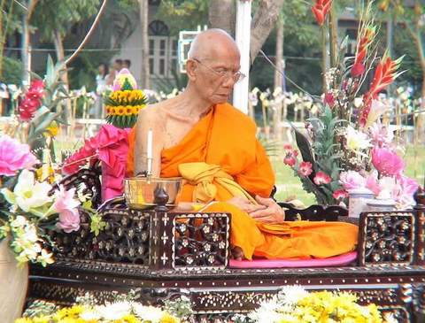 ตะกรุดทองคำ หลวงพ่ออุ้น วัดตาลกง พระปิดตาเงินล้าน ปี 43 สวยกริบ ตอกโค๊ต + หมายเลข พร้อมกล่องเดิมครับ - 5