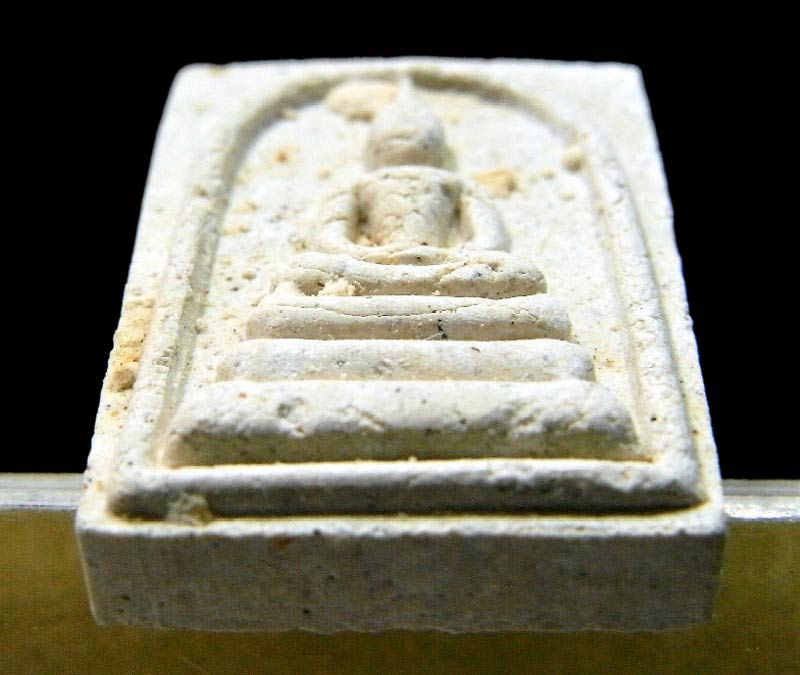 First edition, Luang Pu Khambu, Wat Kutchomphu, Somdet Khao Kan Bat, Tanan type, stamped with numbers, made 999 pieces, original box - 4