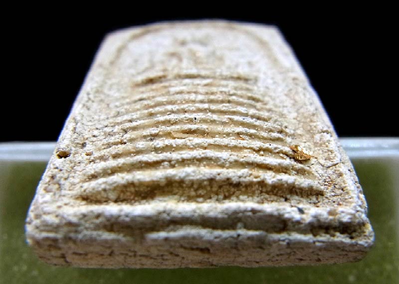 สมเด็จแตกลายงา หลวงพ่อกวย ปี 21 พร้อมบัตรรับรอง พิมพ์ 9 ชั้น หลังเรียบ สวยกริบ เข้มขลัง เชิญชมครับ - 4