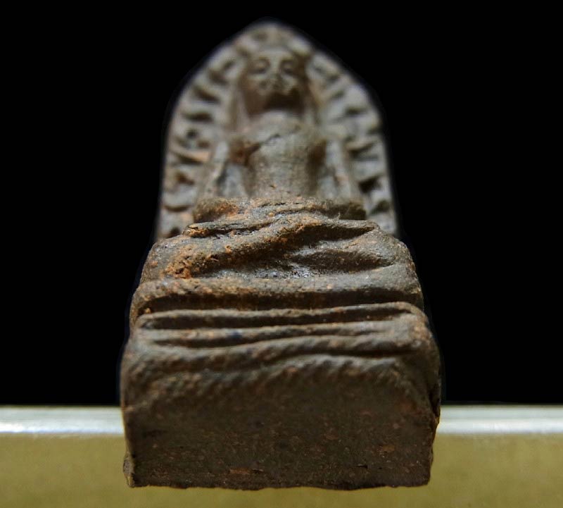 พระรอดวัดมหาวัน ปี 18 ปลุกเสกประเทศอินเดีย พิมพ์ขัดสมาธิเพชร พร้อมบัตรรับรอง และกล่องเดิมจากวัดครับ - 4