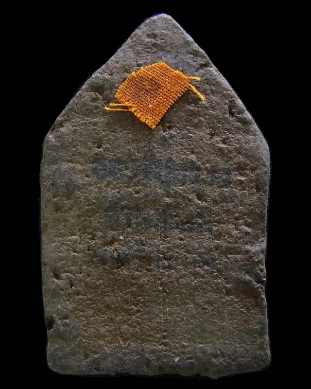 พระขุนแผน หลวงปู่สรวง เทวดาเล่นดิน ปี 19 เนื้อดินปราสาทขอมโบราณ พิมพ์ห้าเหลี่ยม สวยกริบ เชิญชมครับ - 2