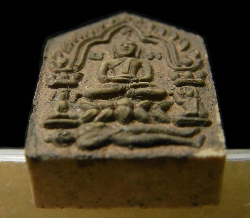 ขุนแผน บรมครู 32 พิมพ์เล็ก ทาทอง วัดละหารไร่ จ.ระยอง เนื้อขาว สวย คม ไม่ผ่านการใช้งานครับ - 4