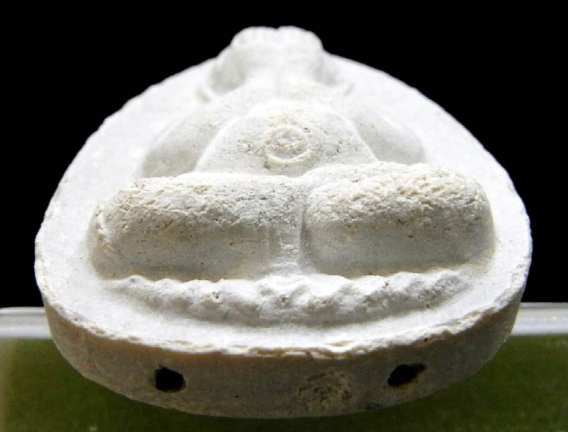 รางวัลที่ 1 หลวงพ่อแพ วัดพิกุลทอง พระปิดตาจับโบ้ รุ่นพิเศษ ปี 31 เนื้อผงเกสร ฝังตะกรุด สวยกริบครับ - 4