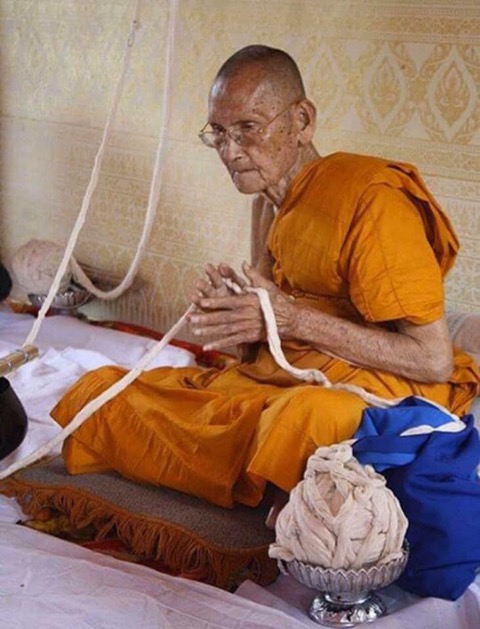พระรูปเหมือนผานไถหล่อโบราณหลวงพ่อท้วมวัดศรีสุวรรณ - 3