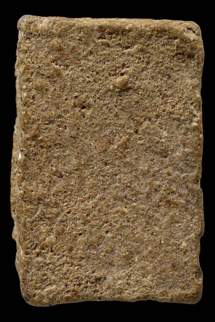 พระสมเด็จพิมพ์แหวกม่าน หลวงปู่ชา สุภัทฺโท วัดหนองป่าพง ปี 2518 เนื้อว่านดอกพยอม - 2