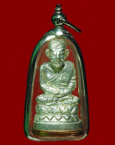 หลวงปู่ทวดพิมพ์บัวรอบ 87 พรรษา ญสส วัดบวรนิเวศวิหาร ปี2543 เนื้อนวะพรายเงิน ฐานชุบนาค - 1