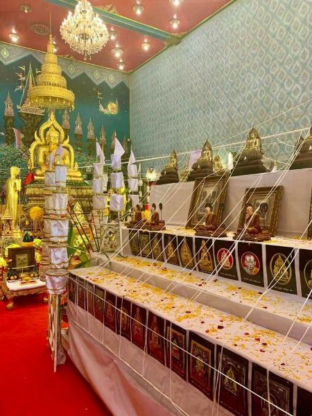 หลวงพ่อเงิน วัดบางคลาน หลวงพ่อเพชร วัดท่าหลวง พิธีมหาพุทธาภิเษก สมโภช รุ่น เงิน เพชร พิจิตร 63 - 3