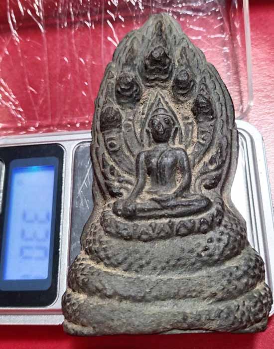 พระโคนสมอปางนาคปรก เนื้อเป็นทองสัมฤทธิ์ มีน้ำหนักมาก ไม่ทราบที่ กรุหรืออาจารย์สร้าง - 5