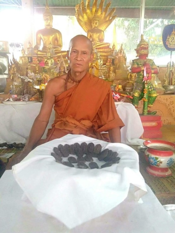 พระนารายณ์หมื่นนารี หลวงปู่ รินทร์ กลยาโน วัดเนินโบสถ์ ศรีเทพ จ.เพชรบูรณ์ - 3