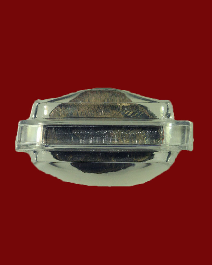 รูปหล่อโบราณหลวงพ่อในกุฏ วัดกุยบุรี จ.ประจวบคีรีขันธ์ ออกวัดไร่บน ปี 2516 - 3